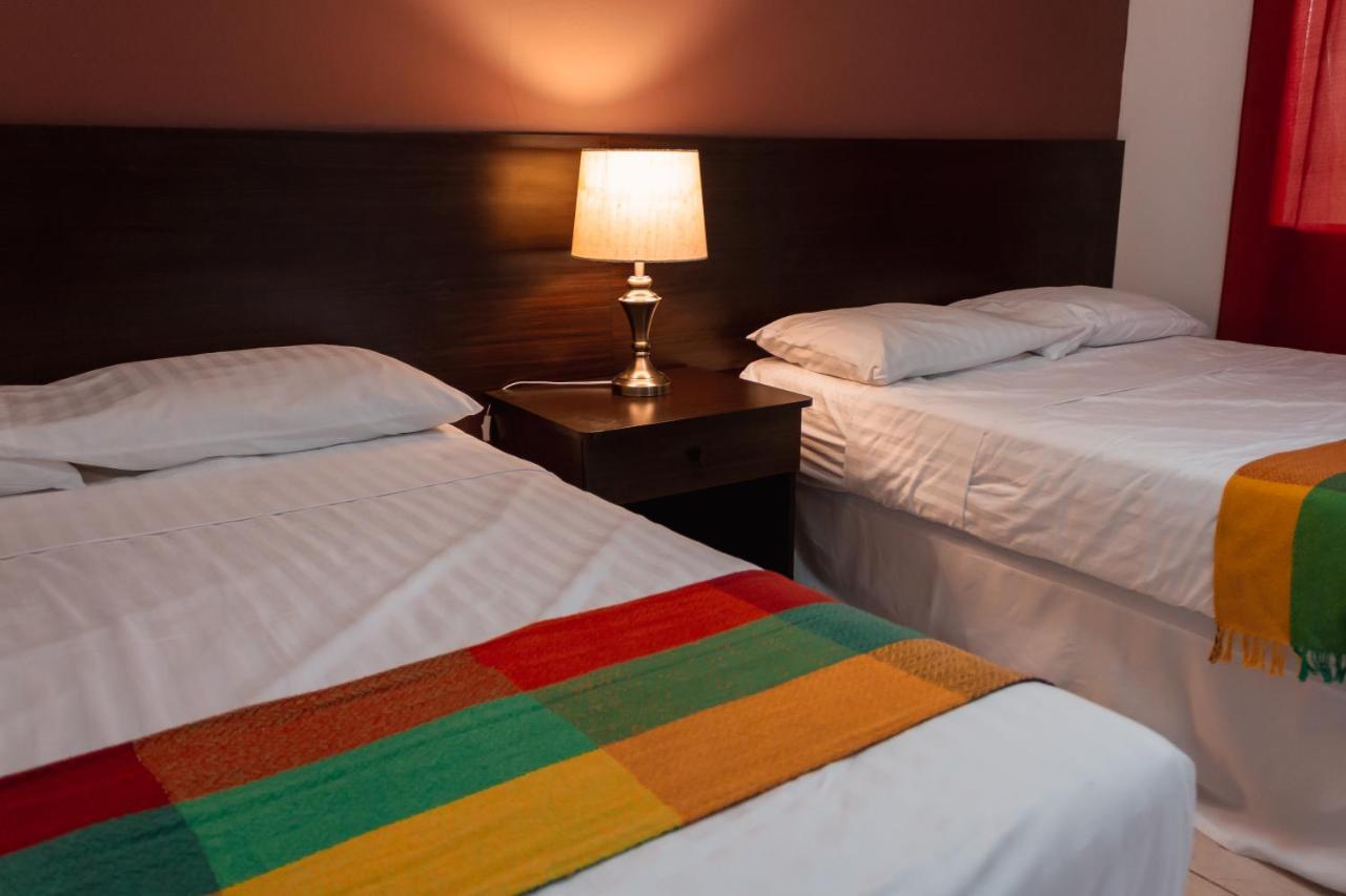 Hotel Boutique Victoria 모요갈파 외부 사진