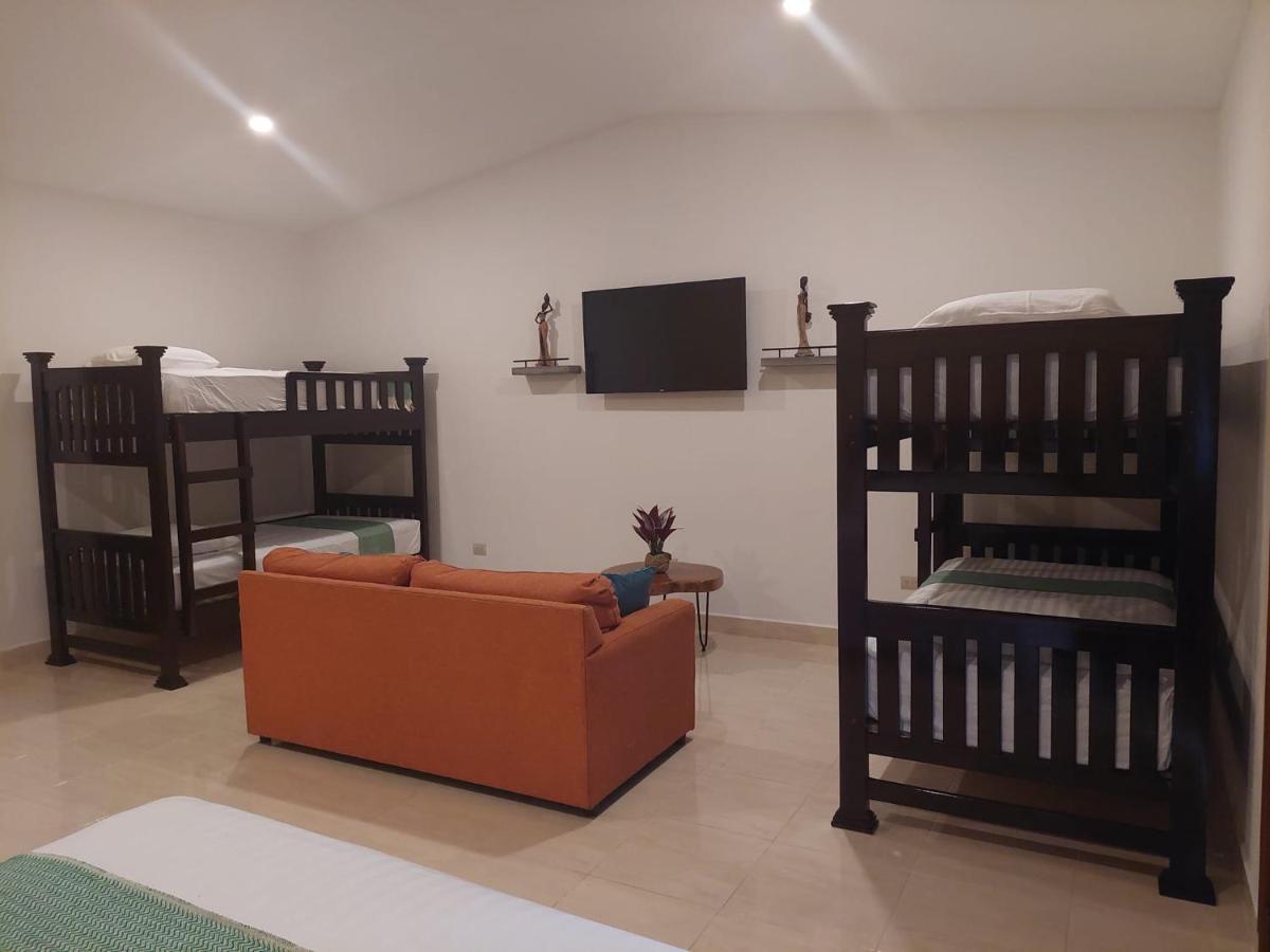 Hotel Boutique Victoria 모요갈파 외부 사진