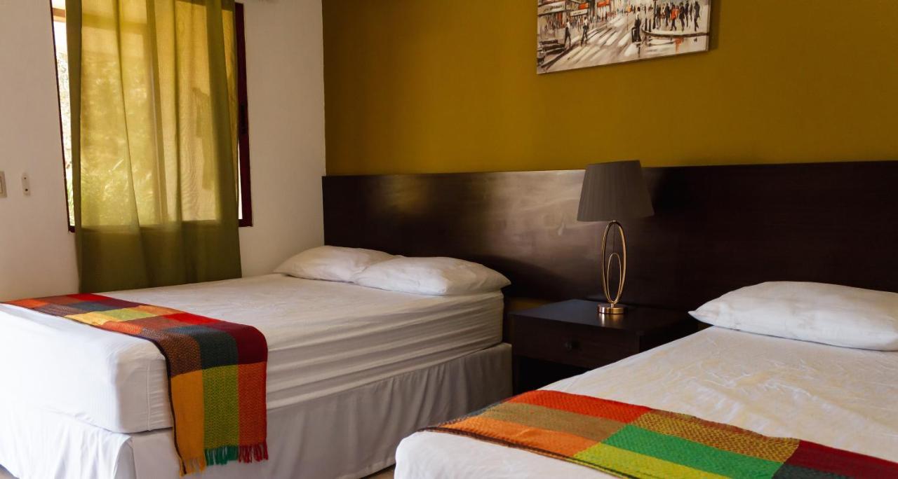 Hotel Boutique Victoria 모요갈파 외부 사진